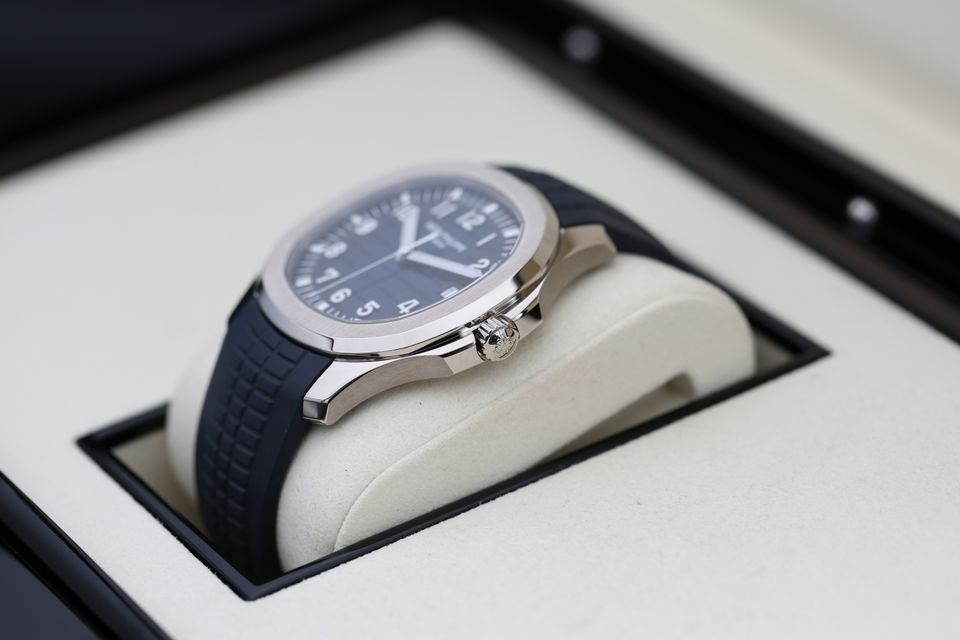 Patek Philippe Aquanaut 5168G-001 Image 6